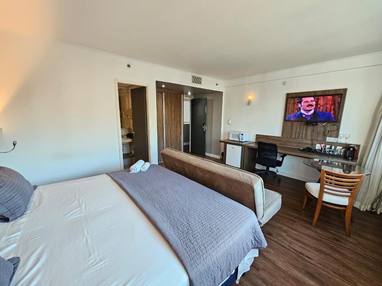 Apartamento Flat Internacional Ibirapuera 2534 *